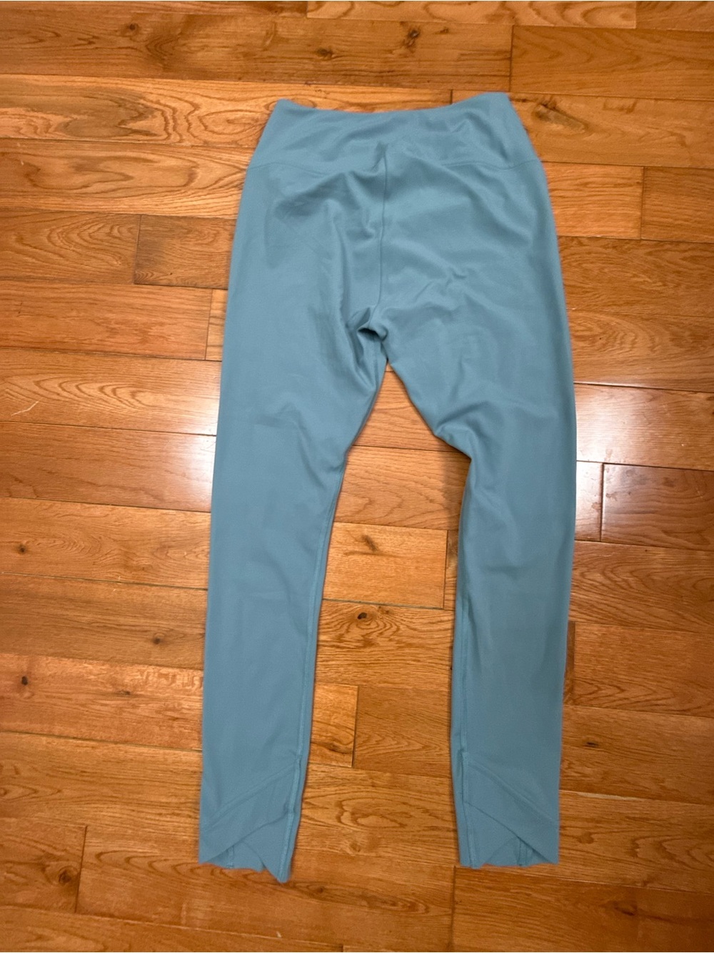 Gymshark Women’s Crossover Leggings - Picture 2 of 6